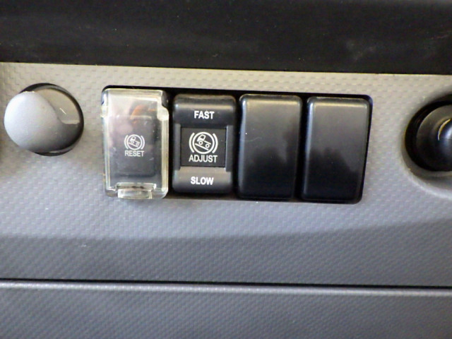 いすゞ エルフ 小型 冷凍冷蔵バン TKG-NPR85AN(96216) 29枚目