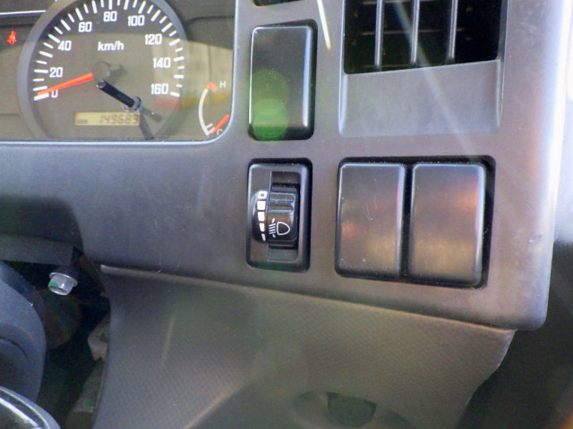 いすゞ エルフ 小型 冷凍冷蔵バン TKG-NPR85AN(96216) 32枚目