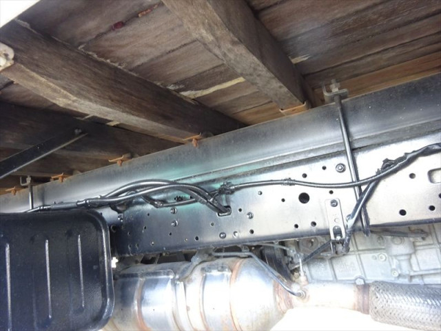 日野 デュトロ 小型 平ボディ SKG-XZU650M(96223) 8枚目