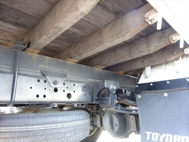 日野 デュトロ 小型 平ボディ SKG-XZU650M(96223) 10枚目