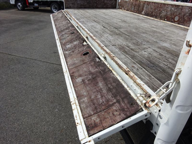 日野 デュトロ 小型 平ボディ SKG-XZU650M(96223) 18枚目