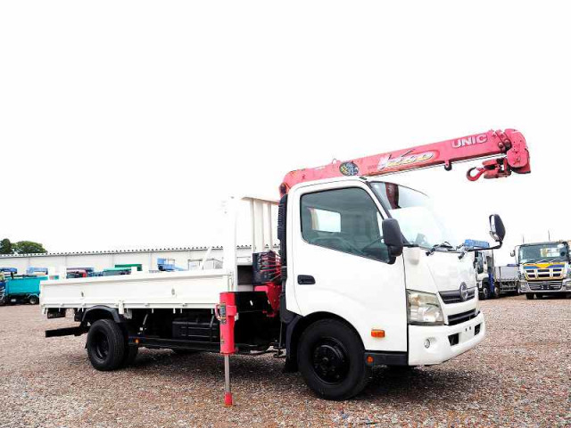 日野 デュトロ 小型 クレーン付き SKG-XZU720M(96225) 7枚目