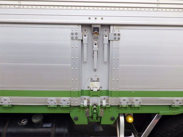 いすゞ ギガ 大型 アルミウィング LKG-CYY77AY(96224) 40枚目