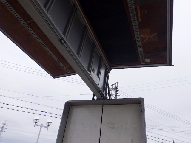 いすゞ ギガ 大型 アルミウィング LKG-CYY77AY(96224) 43枚目