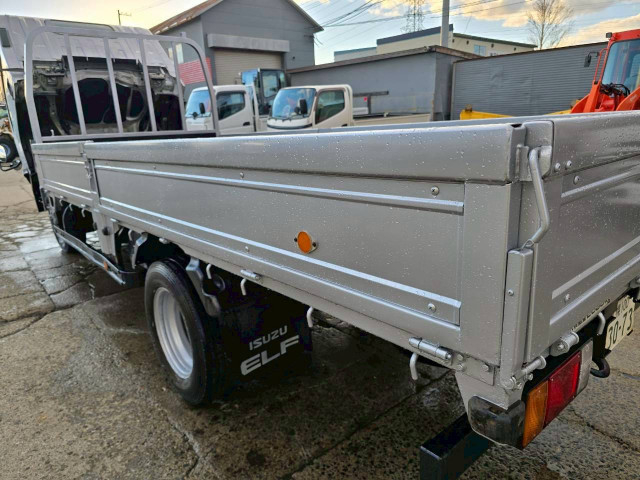 いすゞ エルフ 小型 平ボディ SKG-NLS85AR(96227) 9枚目