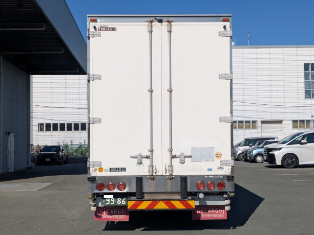 いすゞ ギガ 大型 アルミウィング LKG-CYJ77A(96228) 8枚目