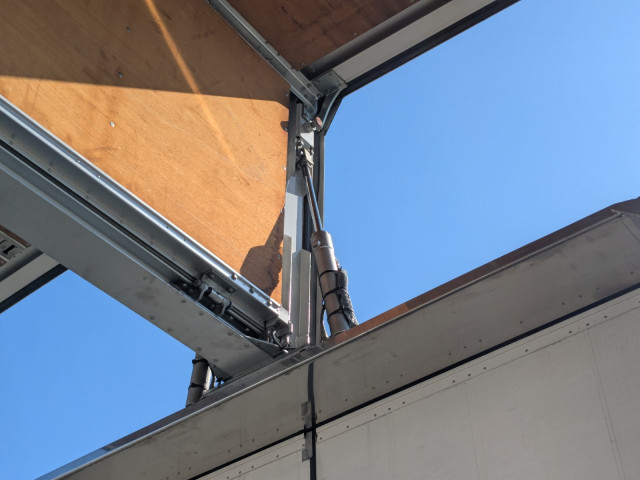 いすゞ ギガ 大型 アルミウィング LKG-CYJ77A(96228) 24枚目