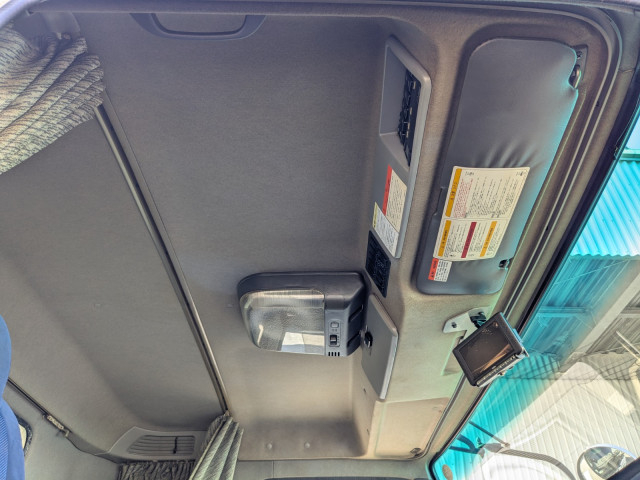 いすゞ ギガ 大型 アルミウィング LKG-CYJ77A(96228) 34枚目