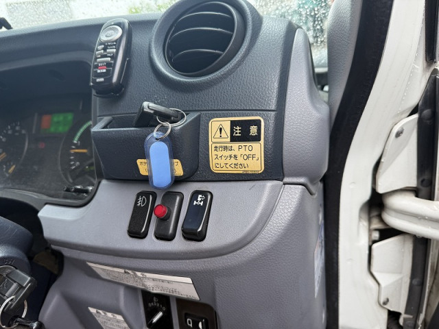 三菱ふそう キャンター 小型 車載専用車 SKG-FEB80(96230) 31枚目