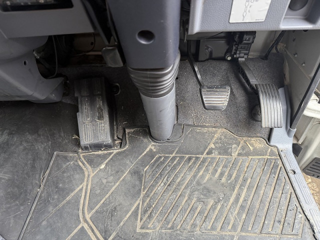 三菱ふそう キャンター 小型 車載専用車 SKG-FEB80(96230) 32枚目