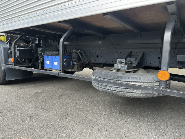 トヨタ ダイナ 小型 アルミバン SKG-XZU710(96237) 9枚目