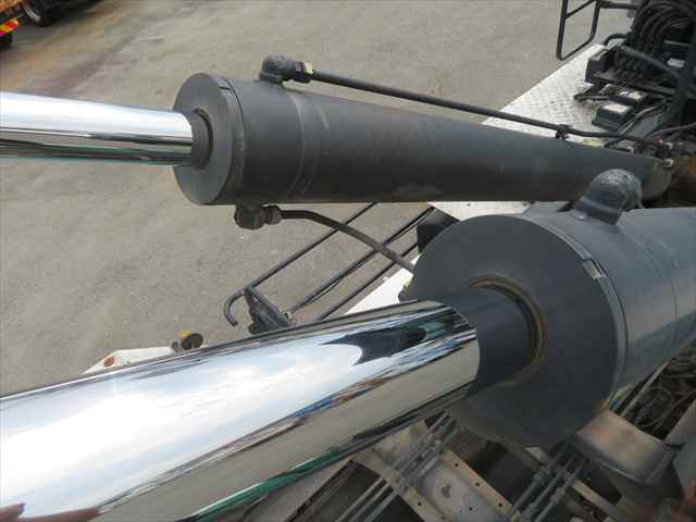 三菱ふそう スーパーグレート 大型 コンテナ専用車 LKG-FV50VY(96236) 25枚目