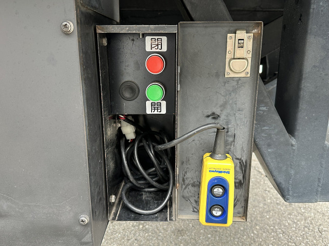 トヨタ ダイナ 小型 アルミバン SKG-XZU710(96237) 28枚目