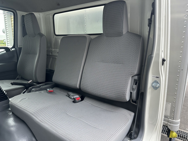 トヨタ ダイナ 小型 アルミバン SKG-XZU710(96237) 33枚目