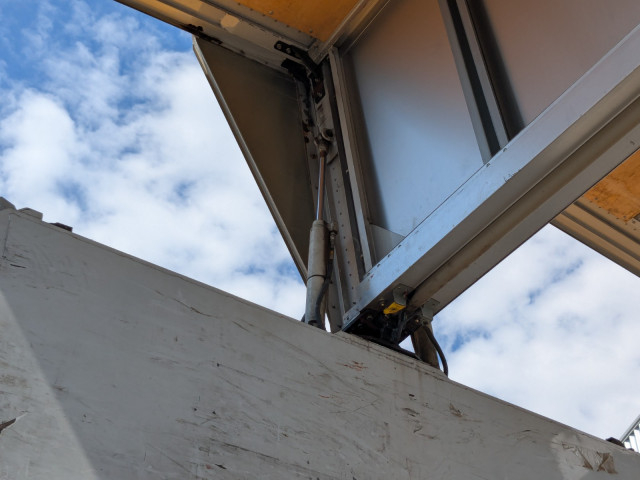 日野 プロフィア 大型 アルミウィング LKG-FW1EXBG(96241) 31枚目