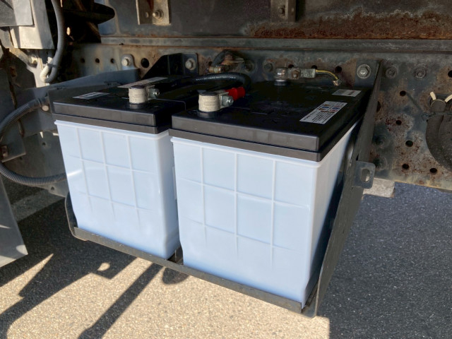 いすゞ エルフ 小型 アルミバン BKG-NPR85AN(96243) 20枚目