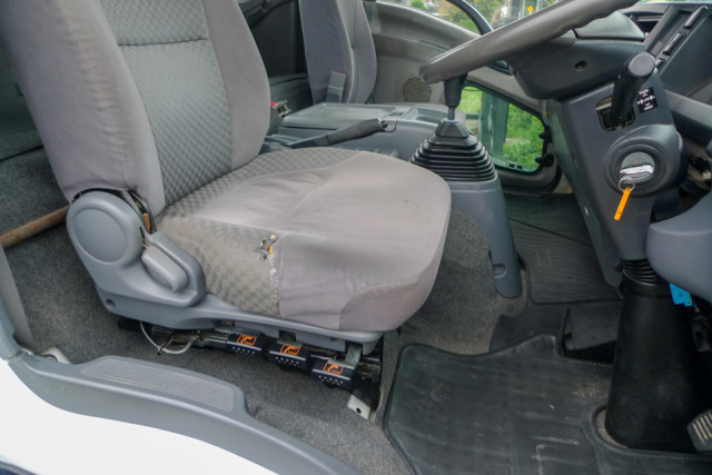 いすゞ フォワード 中型 クレーン付き PKG-FRR90SI(96246) 31枚目