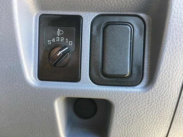 三菱ふそう キャンター 小型 アルミバン PDG-FG74D(96248) 39枚目