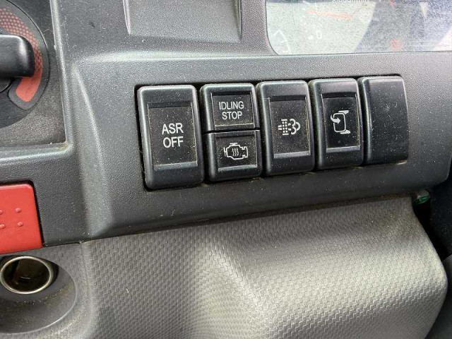 いすゞ エルフ 小型 平ボディ BKG-NKR85A(96252) 17枚目