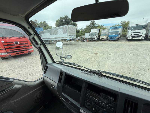 いすゞ エルフ 小型 平ボディ BKG-NKR85A(96252) 20枚目