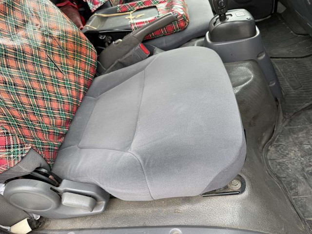 いすゞ エルフ 小型 平ボディ BKG-NKR85A(96252) 26枚目