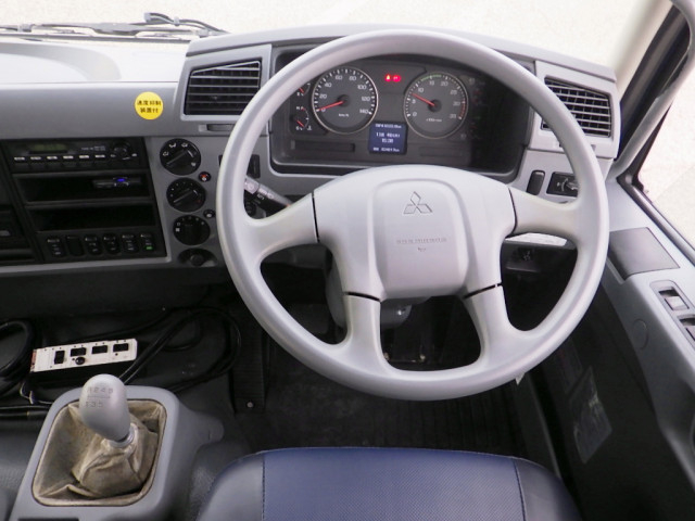 三菱ふそう ファイター 増トン コンテナ専用車 PDG-FK72FZ(96253) 17枚目