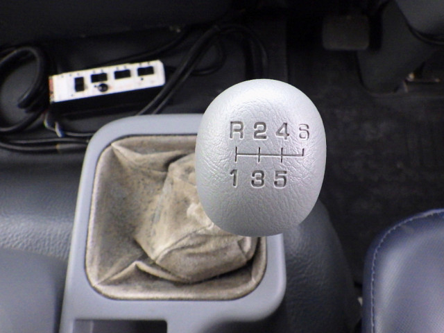 三菱ふそう ファイター 増トン コンテナ専用車 PDG-FK72FZ(96253) 18枚目