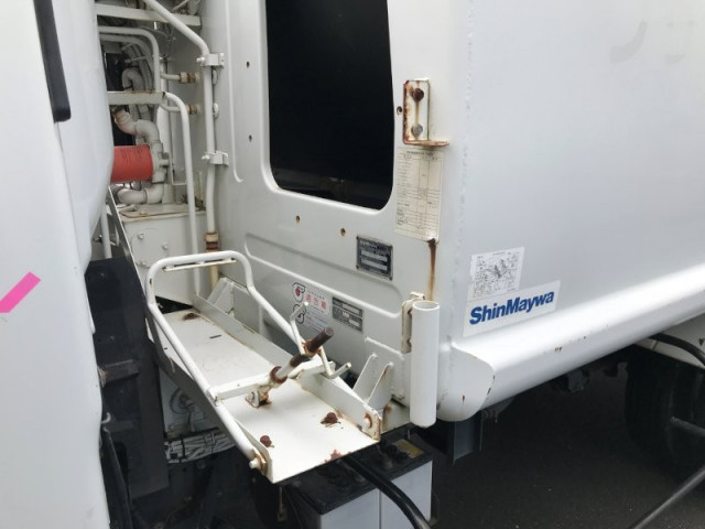 いすゞ エルフ 小型 塵芥車（プレス式） PDG-NPR75N(96257) 30枚目