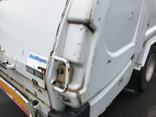 いすゞ エルフ 小型 塵芥車（プレス式） PDG-NPR75N(96257) 37枚目