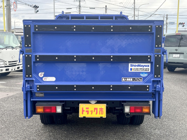 三菱ふそう キャンターガッツ 小型 Wキャブ PDG-FB70B(96258) 5枚目