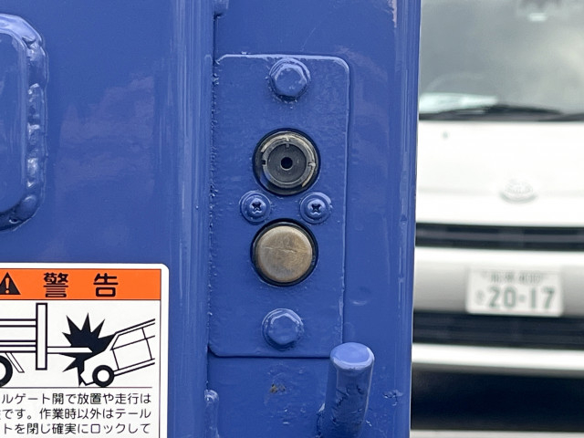 三菱ふそう キャンターガッツ 小型 Wキャブ PDG-FB70B(96258) 15枚目