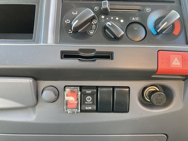 いすゞ エルフ 小型 平ボディ BKG-NNR85AR(96261) 25枚目