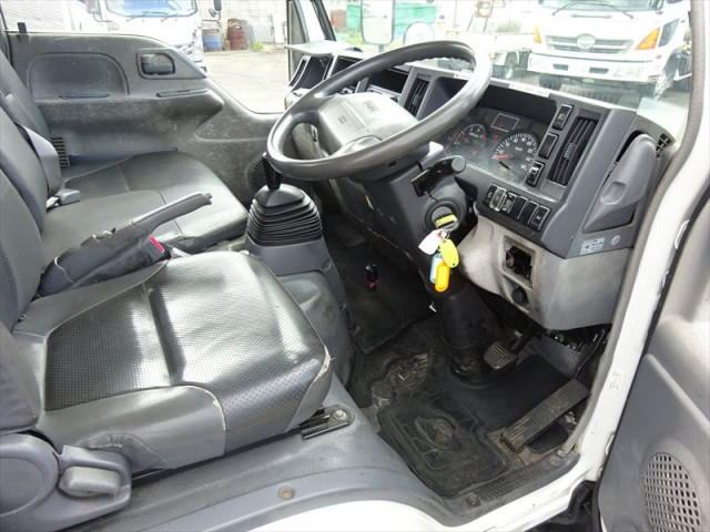 マツダ タイタン 小型 バキュームカー BDG-LKR85N(96262) 25枚目