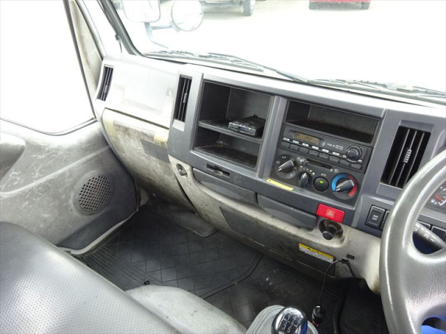 マツダ タイタン 小型 バキュームカー BDG-LKR85N(96262) 29枚目