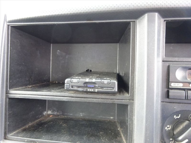 マツダ タイタン 小型 バキュームカー BDG-LKR85N(96262) 30枚目