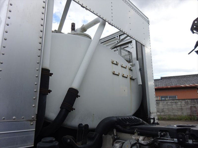 マツダ タイタン 小型 バキュームカー BDG-LKR85N(96262) 39枚目