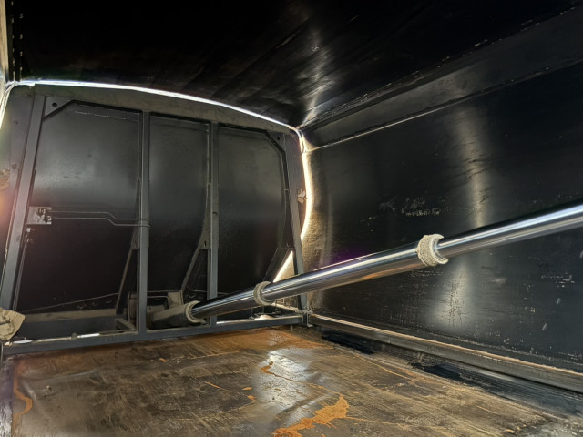 UDトラックス（日産） コンドル 中型 塵芥車（プレス式） BDG-MK36C(96264) 20枚目