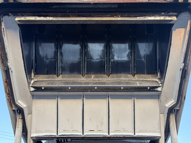 UDトラックス（日産） コンドル 中型 塵芥車（プレス式） BDG-MK36C(96264) 21枚目