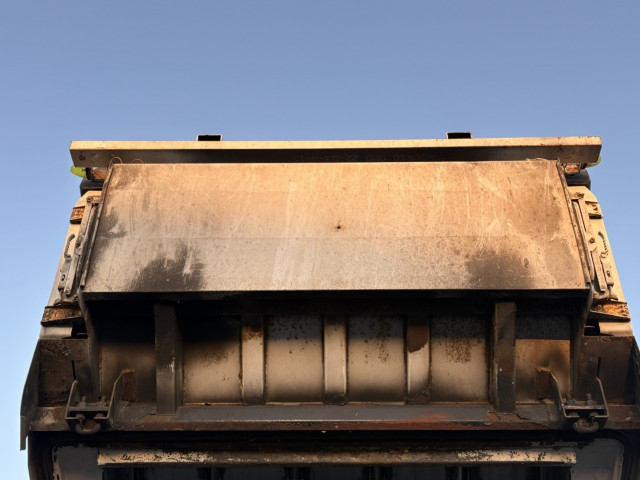 UDトラックス（日産） コンドル 中型 塵芥車（プレス式） BDG-MK36C(96264) 22枚目