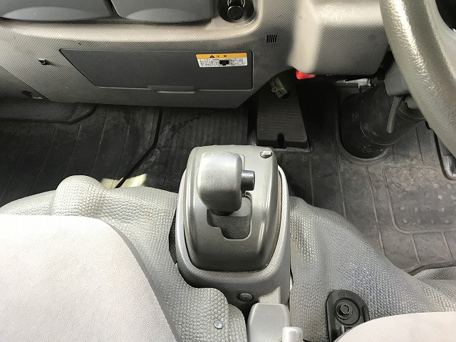 いすゞ エルフ 小型 Wキャブ BKG-NHS85A(96268) 27枚目