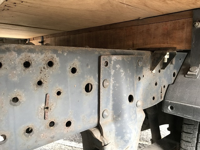 いすゞ エルフ 小型 Wキャブ BKG-NHS85A(96268) 39枚目