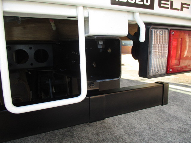 いすゞ エルフ 小型 Wキャブ BKG-NHS85A(96272) 22枚目