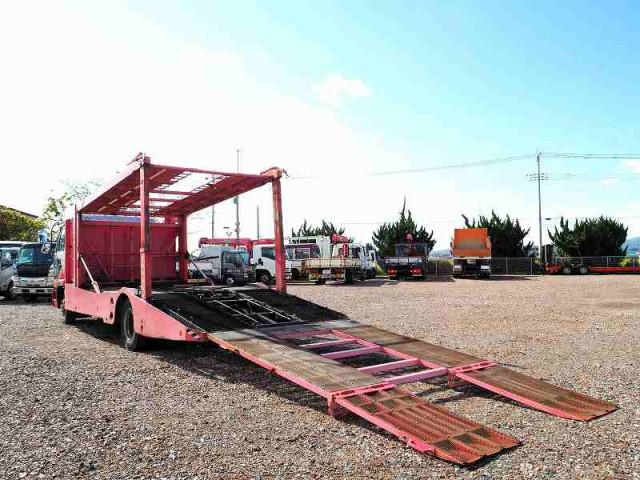 UDトラックス（日産） コンドル 中型 車載専用車 BDG-MK35C(96275) 3枚目