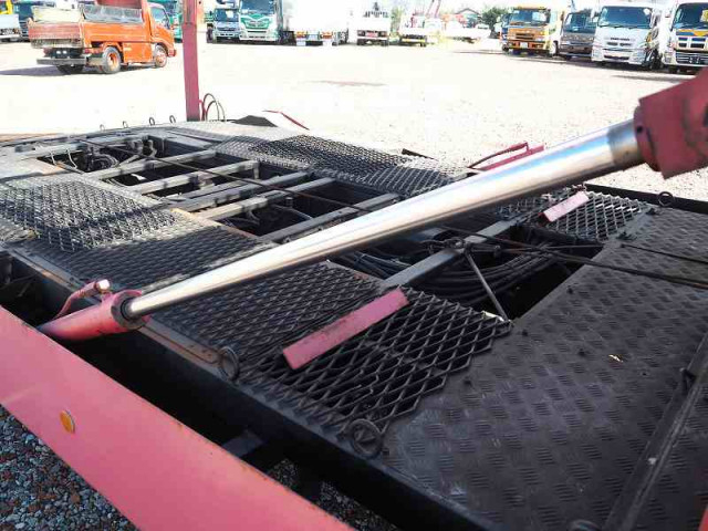 UDトラックス（日産） コンドル 中型 車載専用車 BDG-MK35C(96275) 9枚目