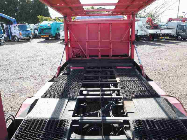 UDトラックス（日産） コンドル 中型 車載専用車 BDG-MK35C(96275) 11枚目