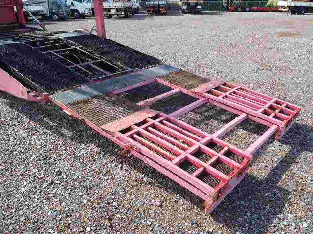 UDトラックス（日産） コンドル 中型 車載専用車 BDG-MK35C(96275) 16枚目