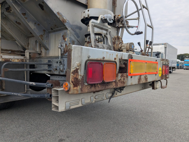 三菱ふそう ファイター 増トン バルク車 PJ-FK72FZ(96278) 6枚目