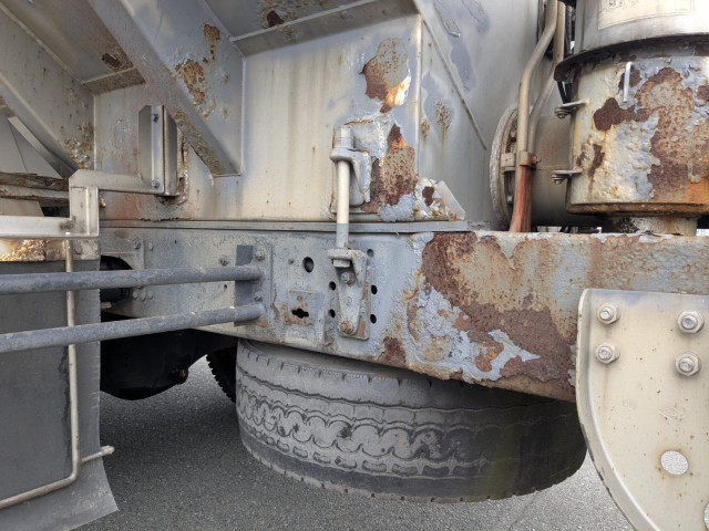 三菱ふそう ファイター 増トン バルク車 PJ-FK72FZ(96278) 11枚目