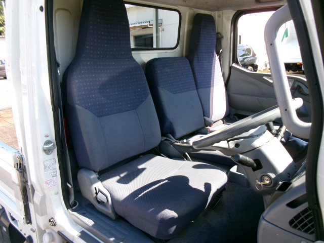 三菱ふそう キャンターガッツ 小型 平ボディ PDG-FB70B(96279) 10枚目