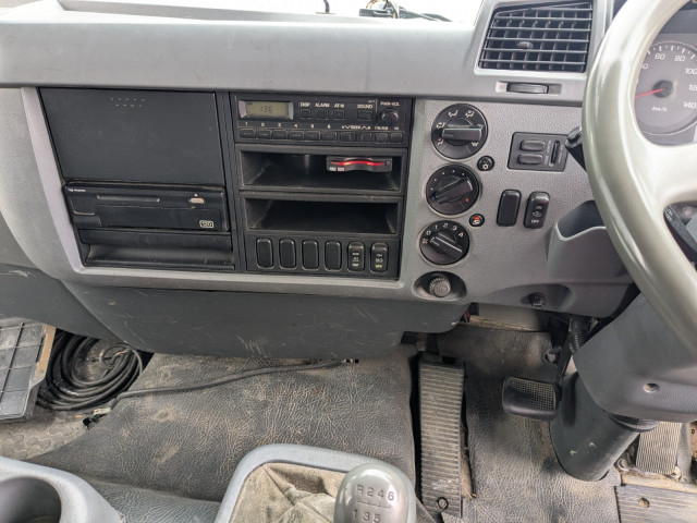 三菱ふそう ファイター 増トン バルク車 PJ-FK72FZ(96278) 30枚目